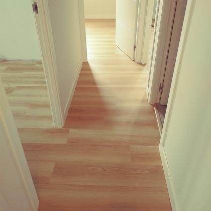 montadores de suelos laminados
